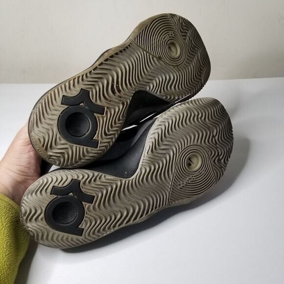 Nike KD Kevin Durant athletic shoes size 7.5 - Picture 6 of 9